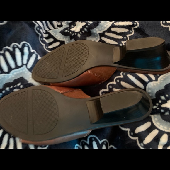 Naturalizer… brown/copper sandals - Picture 5 of 8